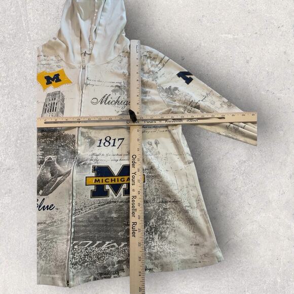 Univ of Michigan Zip Hoodie Women’s Size M Cream Graphic Go Blue Wolverines - Picture 3 of 8